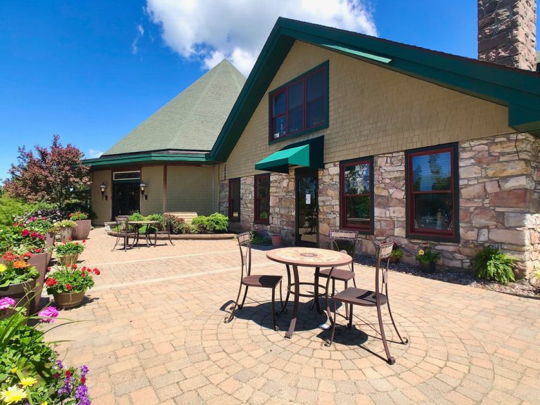 Edgewood Resort Marina