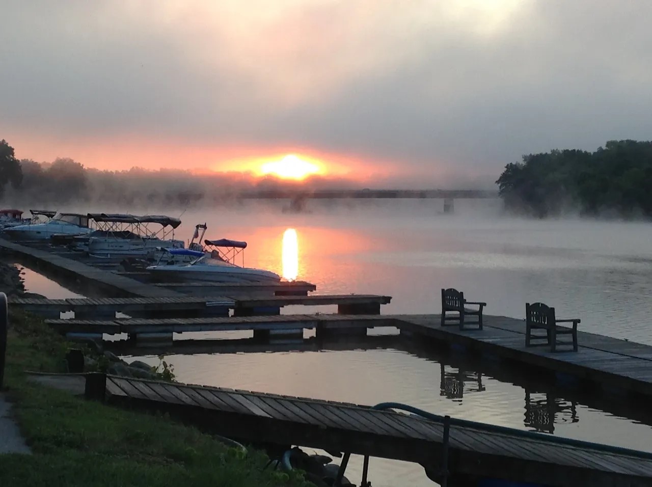 Arrowhead Marina And Rv Park