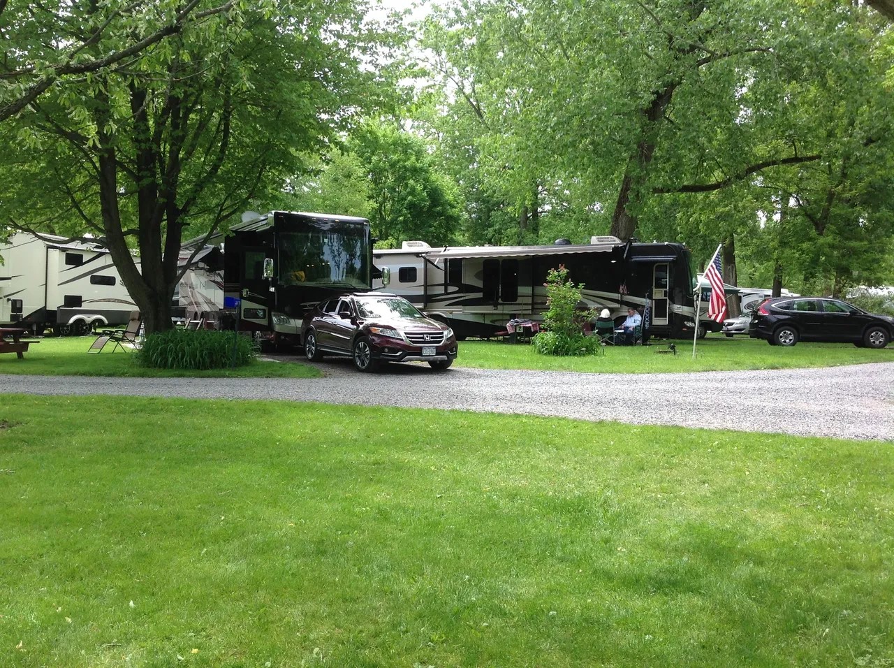 Arrowhead Marina And Rv Park