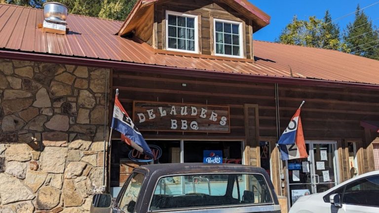 Gatlinburg BBQ at Delauders