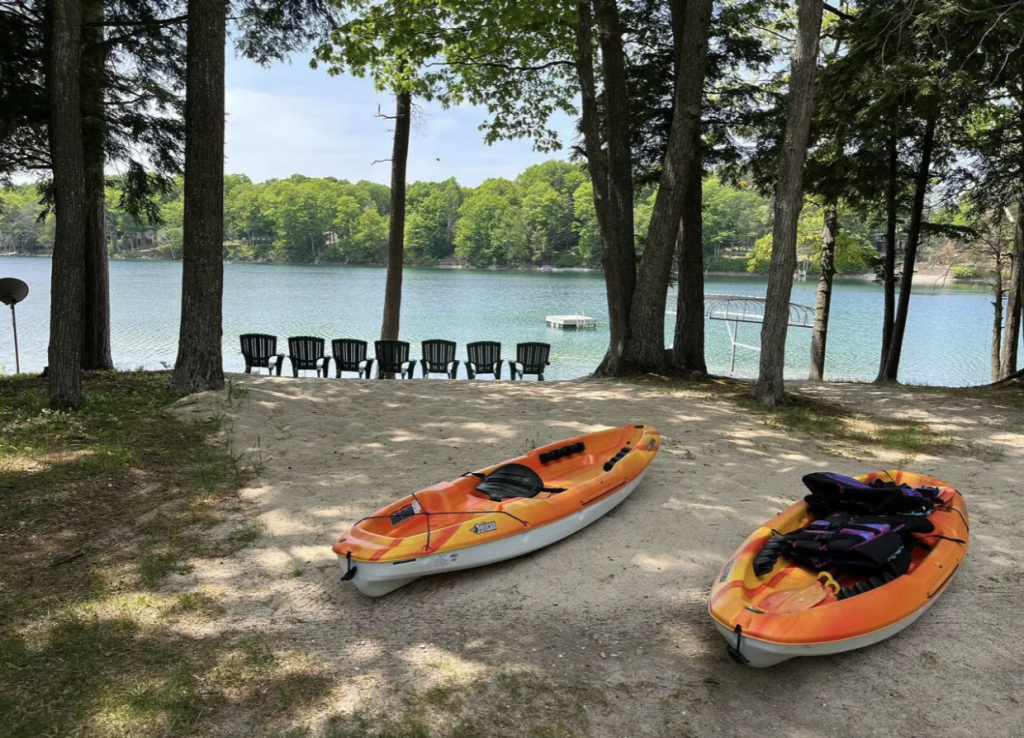 Gaylord, Michigan, entire home on Lake.com