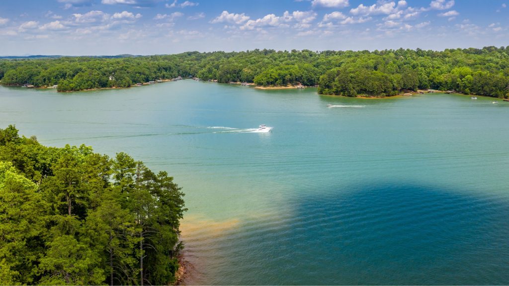 Boating On Lake Lanier