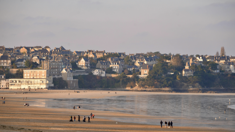 Screenshot at . . AM