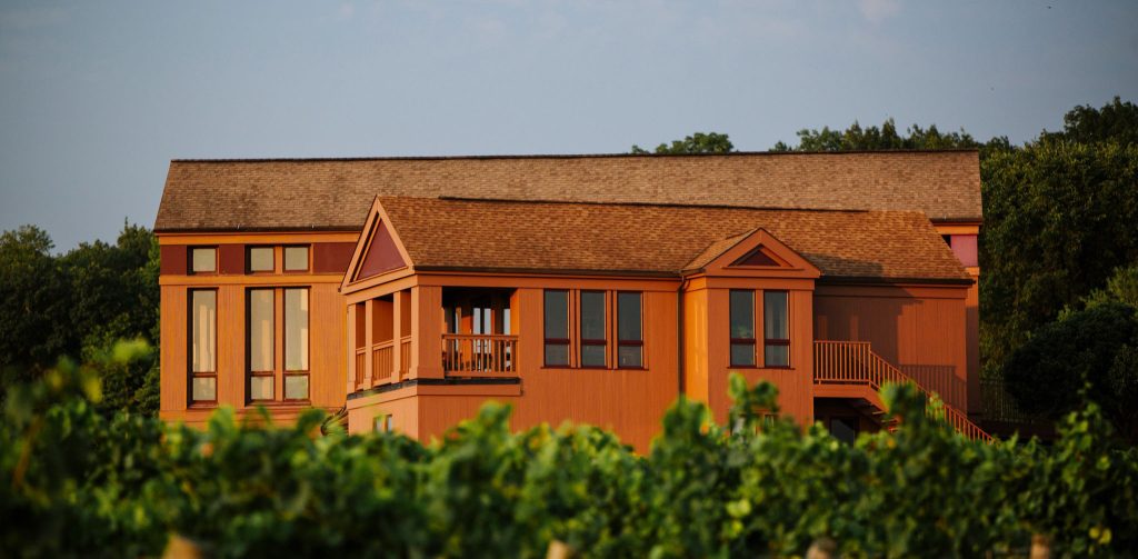 Lamoreaux Landing Wine Cellars