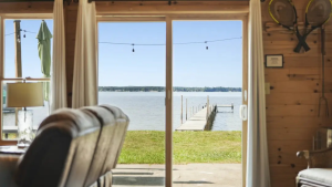best lakes to visit in August